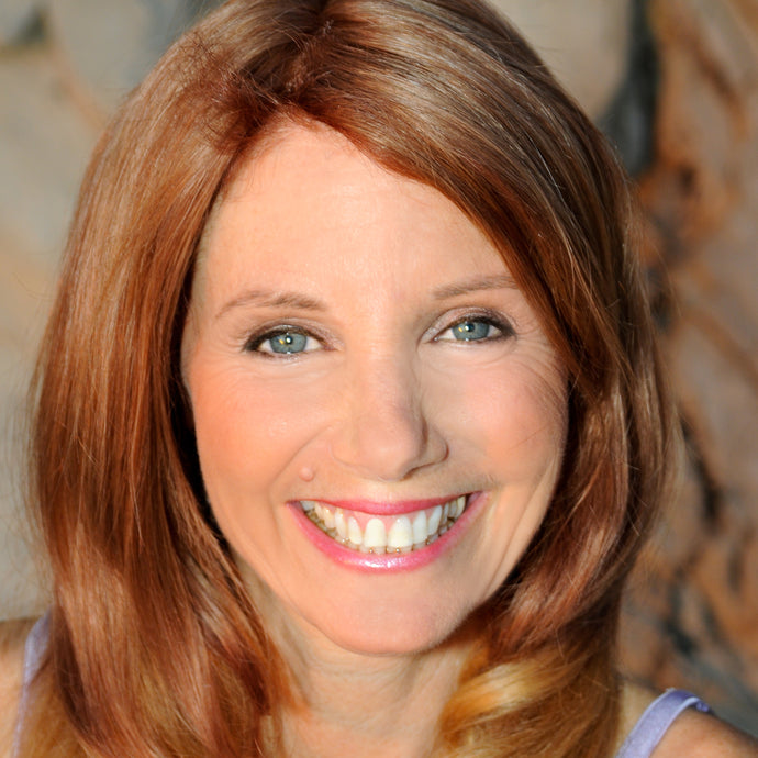 30-Min. Session with Julia Loggins—$150 GIFT with $250 Purchase—Book a 30, 60 or 75 Min. Session